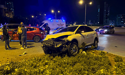 Mersin'de kavşak kazası: Beş yaralı