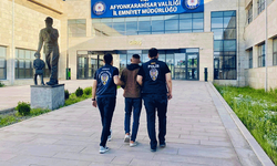 Afyon'da bilişim suçlarından aranan şahıs kıskıvrak yakalandı