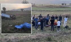 Antalya'da takla atan otomobil tarlaya uçtu: 2 ölü 3 yaralı