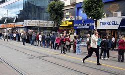 Eskişehir’de 22 Mayıs için metrelerce kuyruk