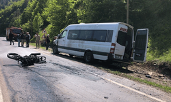 Kastamonu'da motosiklet ile minibüs çarpıştı: Sürücüsü hayatını kaybetti