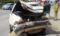 Kırıkkale'de otomobil tıra arkadan çarptı: 2 yaralı