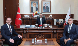 Vali Aksoy ve Hakan Karabacak’tan Beylikova toplantısı