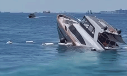 İstanbul'da su alarak batan tekneden 8 kişi kurtarıldı
