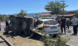 Bolu'da 4 aracın karıştığı feci kaza: Ölü ve yaralılar var