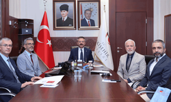 Eskişehir'de Vali Aksoy başkanlığında İl Sağlık Hizmetleri değerlendirildi