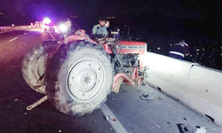 Manisa’da kamyon ile traktör birbirine girdi: 1 ölü