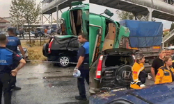 Afyon'da can pazarı: 9 aracın birbirine girdiği kazada 2 ölü 12 yaralı