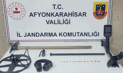 Afyon'da define avcısı jandarma devriyesinde yakayı ele verdi