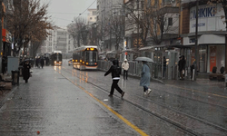 Meteoroloji uyardı: Eskişehir'de gök gürültülü sağanak yağış bekleniyor