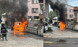 Sakarya'da park halindeki otomobil alev aldı