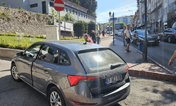 Zonguldak'ta ters yöne giren araç motosiklet ile çarpıştı: 1 yaralı