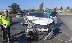 Antalya'da arızalı ışıklar kazaya neden oldu: 9 yaralı