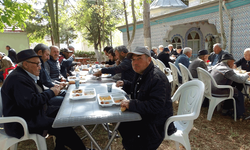 Kütahya'da 500 kişilik hayır yemeği verildi