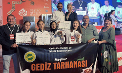 Kütahyalı öğrenciler festivalden madalyalarla döndü