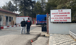 Afyon'da aranan suç makinesini jandarma yakaladı