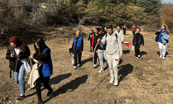 Afyon'da gençlerden doğa yürüyüşü etkinliği