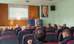 Bilecik'te muhtarlara şiddet ve bağımlılıkla mücadele semineri verildi