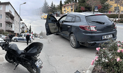 Burdur'da otomobil ile motosiklet çarpıştı: 1 kişi yaralandı