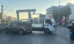 Bursa'da araç kullanan kişi kalp krizi geçirdi, 2 otomobile çarparak durabildi