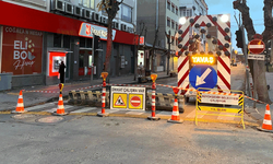 Eskişehir'de Kıbrıs Şehitleri Caddesi'nde asfalt ve refüj çalışmaları başladı