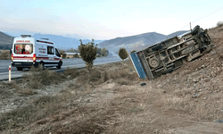 Iğdır'da kamyonet devrildi: 2 yaralı