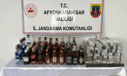 Afyon'da jandarmadan iş yerine baskın: Litrelerce sahte alkol ele geçirildi