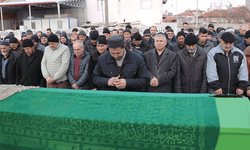 Afyon'da minibüsün çarptığı genç öğretmenden acı haber: Hayatını kaybetti