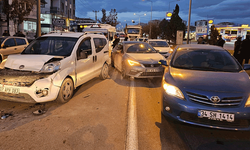 Afyon'da zincirleme trafik kazası: 7 yaralı