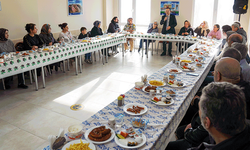 Ataç, Sütlüce mahallesi sakinleriyle bir araya geldi