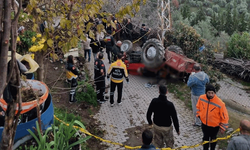 Aydın'da devrilen traktör bir kişinin hayatına mal oldu