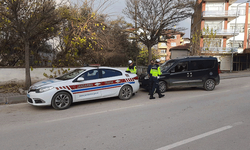 Bilecik'te emniyet ve jandarmadan sıkı denedim: 6 motosiklet trafikten men edildi