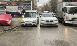 Eskişehir’de duyarsız sürücüler trafiği felç ediyor