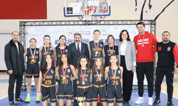 Eskişehir'de Yıldız Kız Basketbol Turnuvası büyük heyecanla tamamlandı