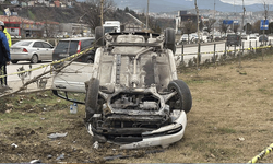 Karabük'te ters dönen otomobilden yara almadan çıkmayı başardı