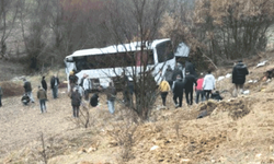 Kütahya'da feci kaza! İşçi servisi yoldan çıktı: 9 kişi yaralandı