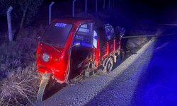 Manisa'da kontrolden çıkan 3 tekerli motosiklet direğe çarptı: 1 ölü