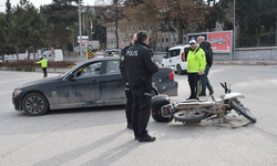 Bilecik'te araç ile motosiklet çarpıştı: 1 yaralı