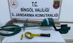 Bingöl'de jandarma kaçak kazı yapan 2 kişiyi yakaladı