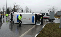 Kütahya'da bir ambulans ile otomobil çarpıştı: 1 yaralı