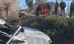 Osmaniye'de şarampole devrilen otomobilde 2 yaralı