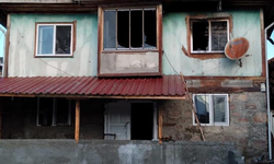 Kastamonu’da yanan ev kullanılmaz hale geldi