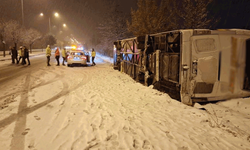 Nevşehir'de buzlanma nedeniyle yolcu otobüsü devrildi: 5 yaralı