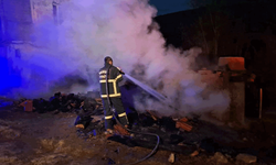 Afyon'da evin bahçesinde bulunan tandırda korkutan yangın