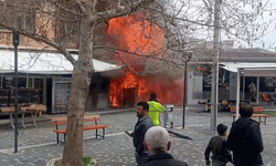 Afyon'da manifatura dükkanında korkutan yangın