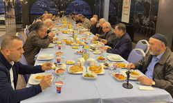 Hayırsever iş insanından iftar programı