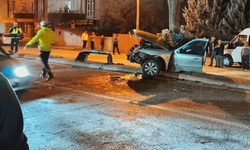 Konya'da ağaca çarpan sürücü yaşamını yitirdi