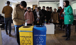 Kütahya'da çevre bilincini artırmak için öğrencilere sıfır atık eğitimi yapıldı