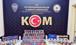 Afyon'da polis kaçak sigara ele geçirdi