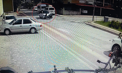 Antalya’da kavşakta feci kaza: Motosiklet sürücüsü havada taklalar attı!